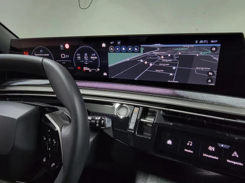 Peugeot 5008 Hybrid 1.2 107KW Allure eDCS6