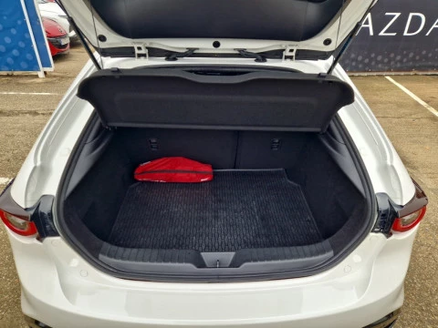 Mazda3 2.5L E-SKY G MHEV 103kW 6AT Homura