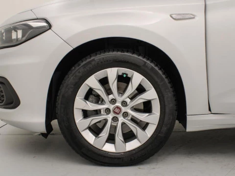 Fiat Tipo 1.4 EASY 95CV 5P