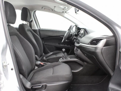 Fiat Tipo 1.4 EASY 95CV 5P