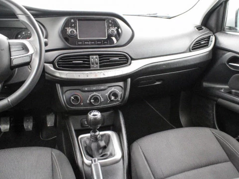 Fiat Tipo 1.4 EASY 95CV 5P