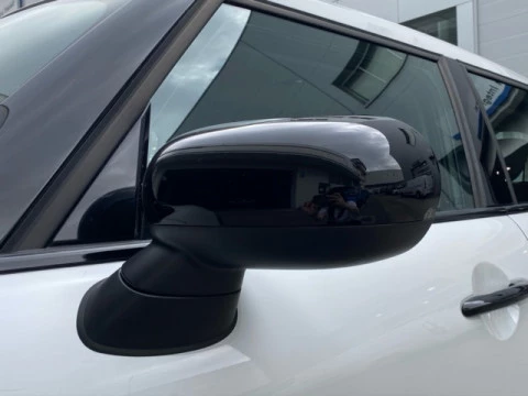 MINI Cooper C 115 kW (156 CV)