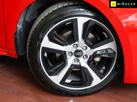 Audi A1 Sportback Adrenal Black 30TFSI 81kW S tr