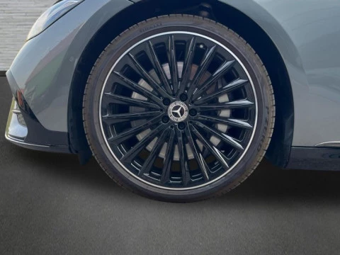 Mercedes-Benz EQE  350