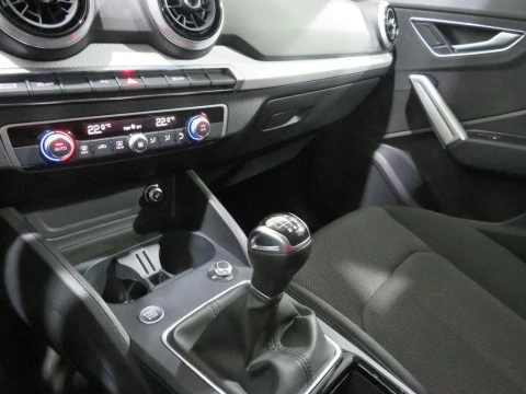 Audi Q2 S line 30 TFSI 85 kW (116 CV)