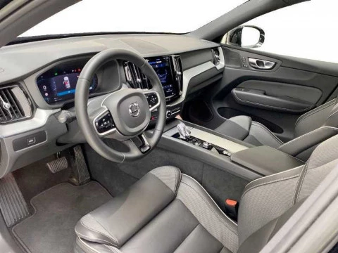 Volvo XC60 B4 Bright Plus (D) Automatic