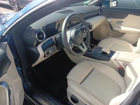 Mercedes-Benz CLA CLA 200 D DCT