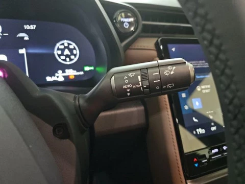 Lexus LBX 1.5 136cv HEV Elegant+