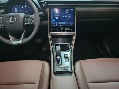 Lexus LBX 1.5 136cv HEV Elegant+