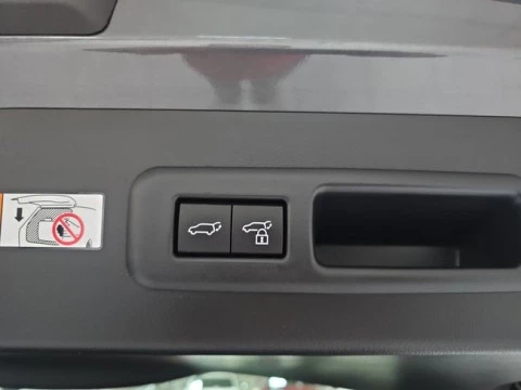 Lexus LBX 1.5 136cv HEV Elegant+