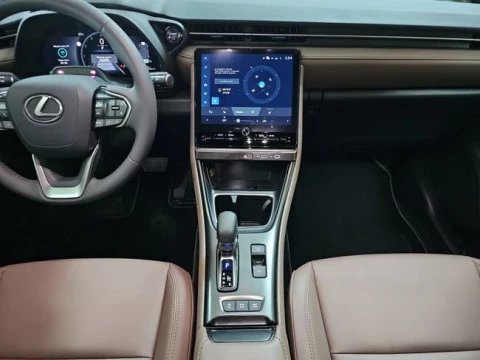Lexus LBX 1.5 136cv HEV Elegant+