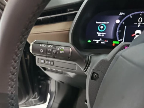 Lexus LBX 1.5 136cv HEV Elegant+