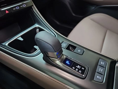 Lexus LBX 1.5 136cv HEV Elegant+