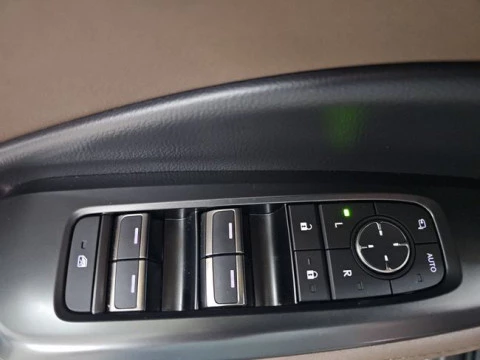 Lexus LBX 1.5 136cv HEV Elegant+