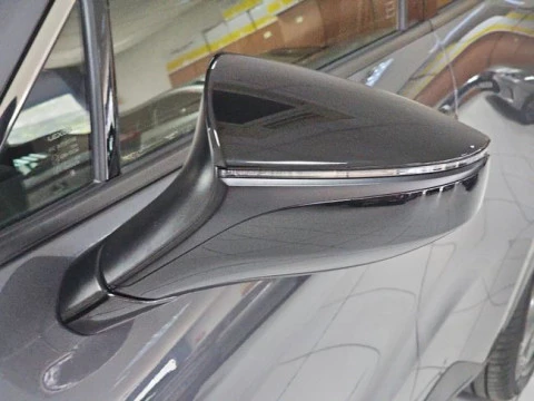 Lexus LBX 1.5 136cv HEV Elegant+