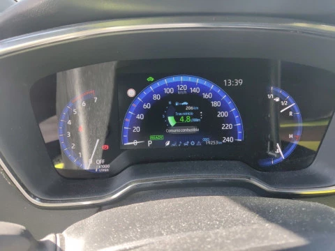 Toyota Corolla 1.8 125H ACTIVE TECH E-CVT