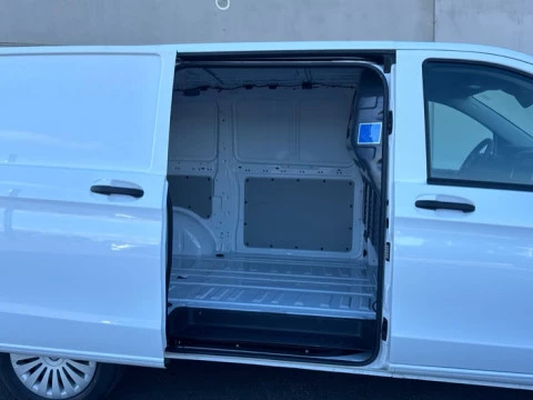 Mercedes-Benz Vito Nuevo Vito 110 CDI Furgón PRO Larga