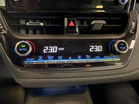 Toyota Corolla 1.8 125H STYLE E-CVT