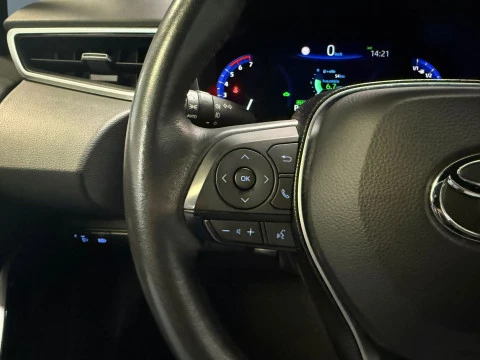 Toyota Corolla 1.8 125H STYLE E-CVT