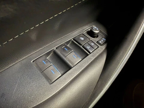 Toyota Corolla 1.8 125H STYLE E-CVT