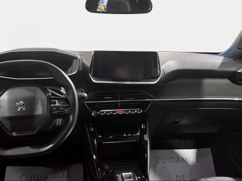 Peugeot e-2008 Eléctrico Allure 136 (100kW)