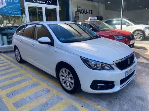 Peugeot 308 SW Style 1.2 PureTech 96KW (130CV) S&S Peugeot 308 SW Style 1.2 PureTech 96KW (130CV) S&S