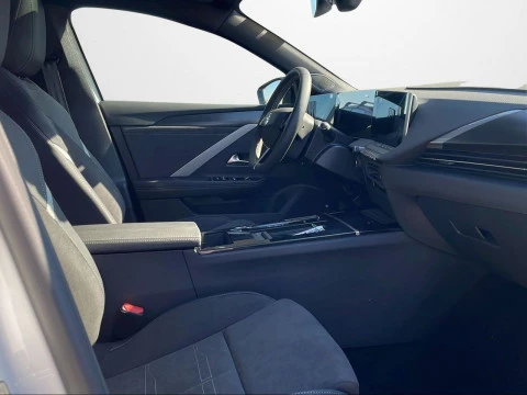 Opel Astra Electric 54kWh GS Auto