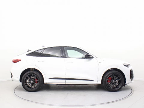Audi Q5 2.0 E-HYBRID 220KW BLACK LINE S TR QUAT 299 5P