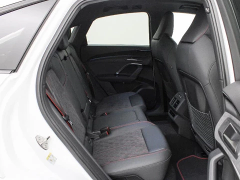 Audi Q5 2.0 E-HYBRID 220KW BLACK LINE S TR QUAT 299 5P