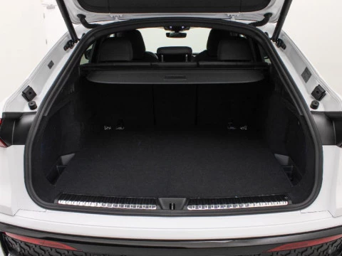 Audi Q5 2.0 E-HYBRID 220KW BLACK LINE S TR QUAT 299 5P