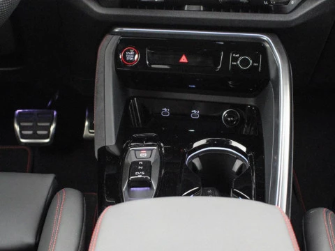 Audi Q5 2.0 E-HYBRID 220KW BLACK LINE S TR QUAT 299 5P