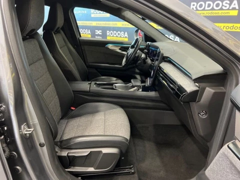 Renault Espace Techno E-Tech full hybrid 146kW
