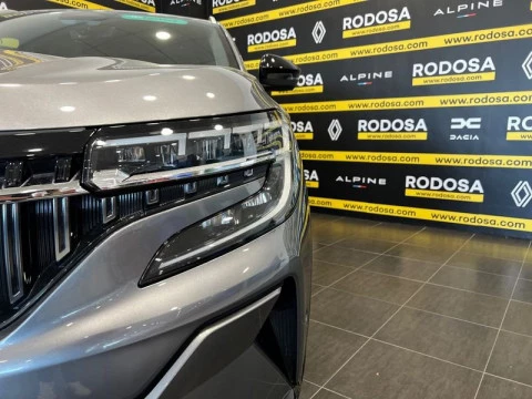 Renault Espace Techno E-Tech full hybrid 146kW