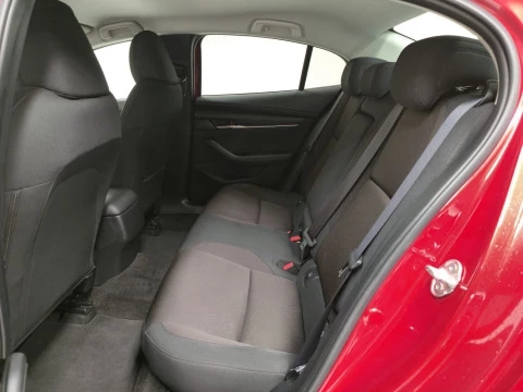 Mazda3 2.0 eSKYACTIVG ZENITH AT