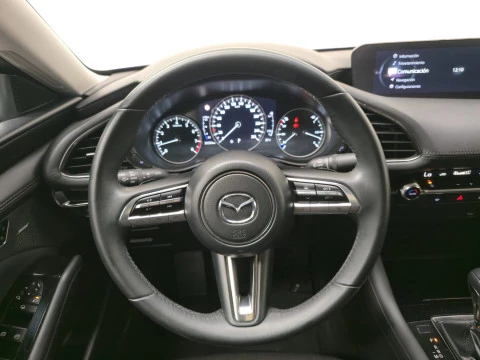 Mazda3 2.0 eSKYACTIVG ZENITH AT