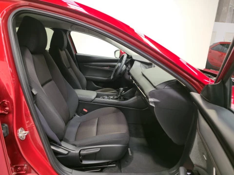 Mazda3 2.0 eSKYACTIVG ZENITH AT