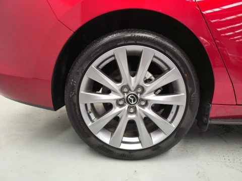 Mazda3 2.0 eSKYACTIVG ZENITH AT