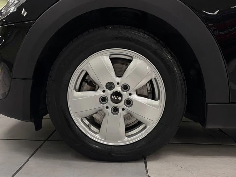 MINI Cooper One D 70 kW (95 CV)