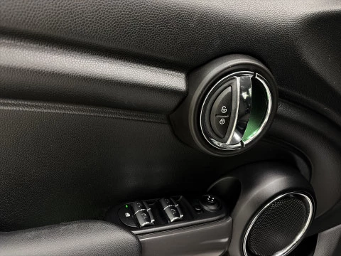 MINI Cooper One D 70 kW (95 CV)