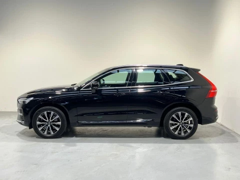 Volvo XC60 2.0 B4 D Momentum Auto