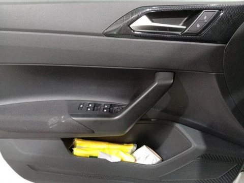 Volkswagen Polo ``Mas`` 1.0 TSI 70 kW (95 CV)