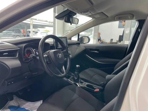 Toyota Corolla 1.6 VVT-i Sol