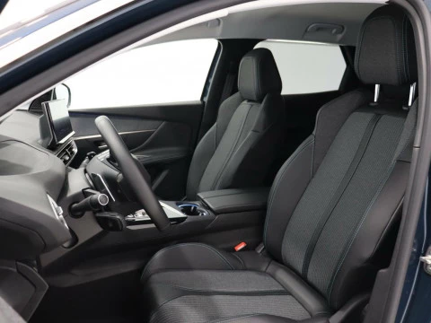 Peugeot 3008 Hybrid 180 e-EAT8 Allure Pack