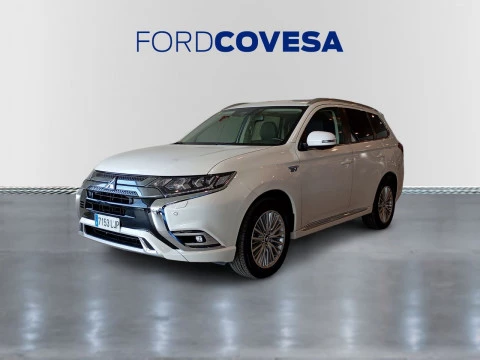 Mitsubishi Outlander 2.4 PHEV Kaiteki+ Auto 4WD Mitsubishi Outlander 2.4 PHEV Kaiteki+ Auto 4WD