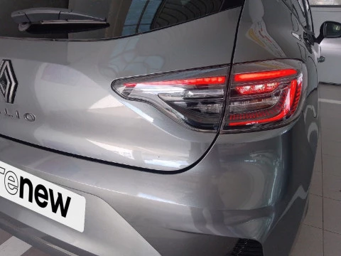 Renault Clio   TCe Techno 67kW