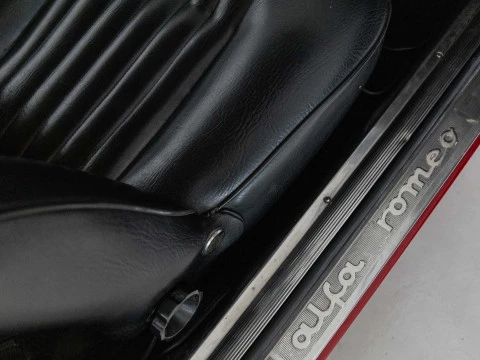 Alfa Romeo Junior GT 1300 JUNIOR CLASSIC