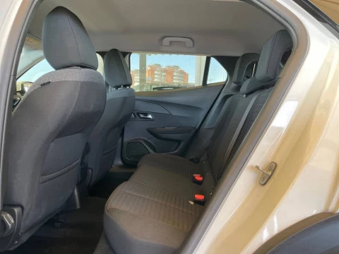 Peugeot 2008 Active Puretech 100 S&S BVM6