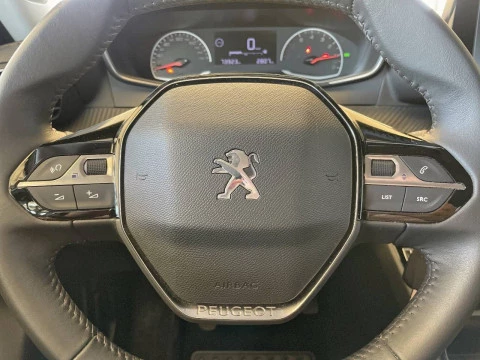 Peugeot 2008 Active Puretech 100 S&S BVM6