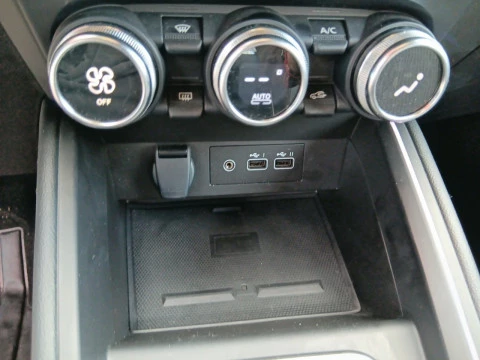 Renault Clio techno Eco-G 100cv (74kW)