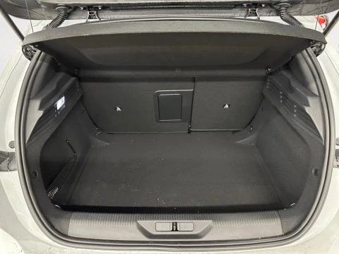 Peugeot 308 5P Allure BlueHDi 130 S&S EAT8